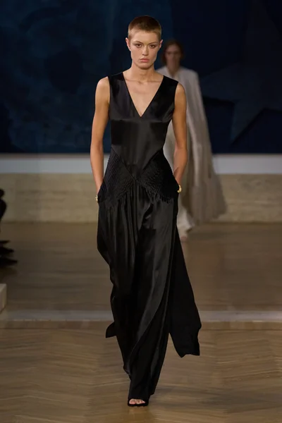 Look 52
